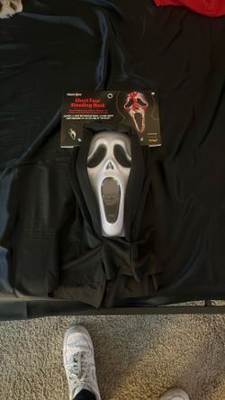 Never Used Bleeding Scream Mask