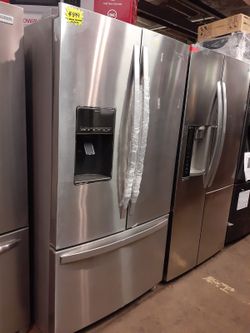 New scratch and dent Whirlpool french doors fridge stainless steel with 6 months warranty