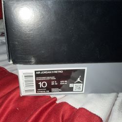 AIR JORDAN 11 RETRO WHITE/VARSITY RED-BLACK