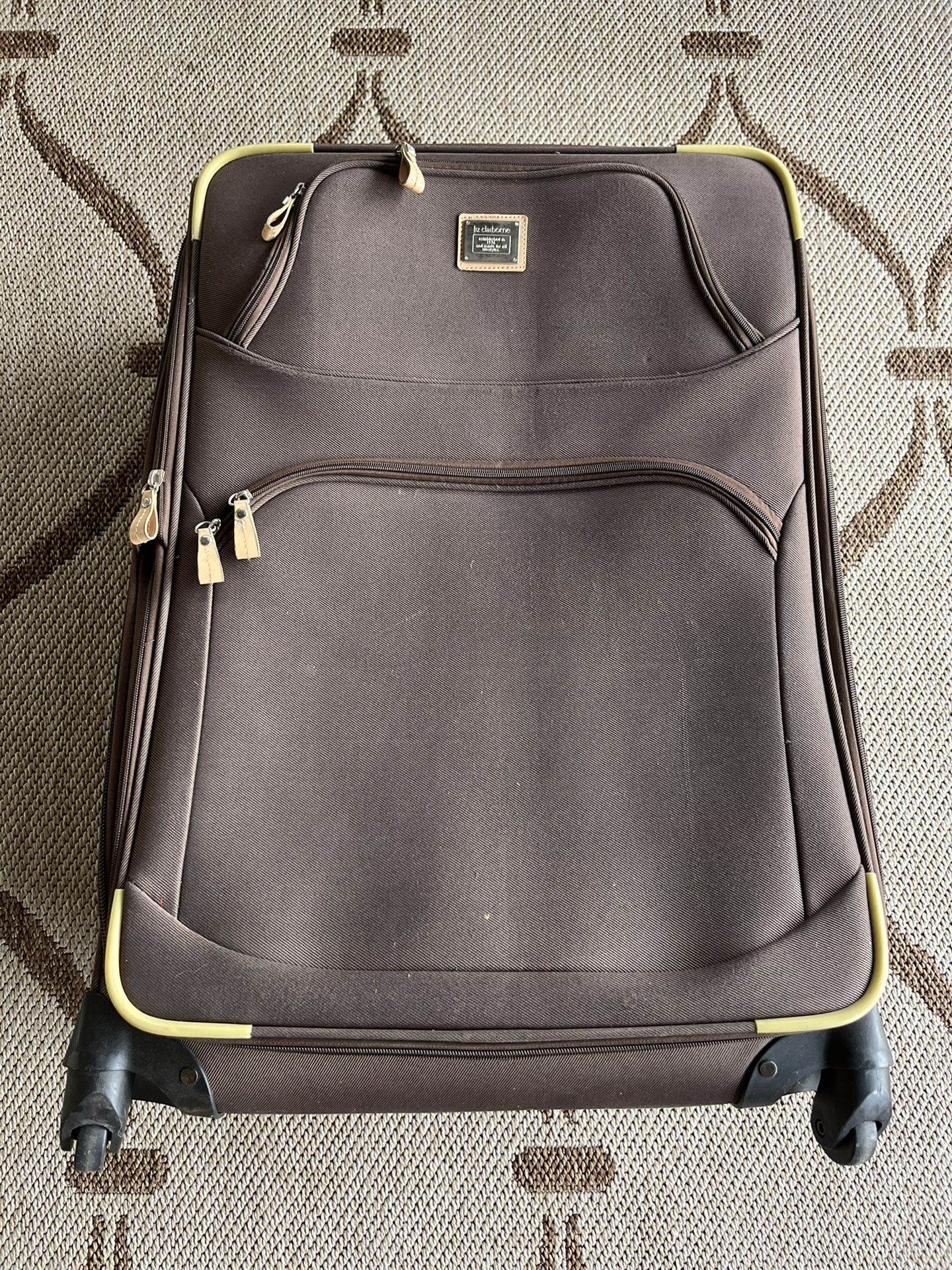 Liz Claiborne Vintage Brown Rolling Suitcase // Best Offer ‼️ ( No Offers Received Yet )