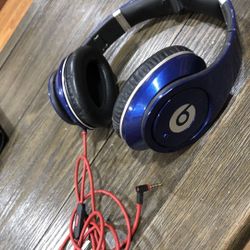 Beats Studio Headphones With Bag And Wire 