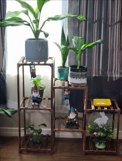 Beautiful Wood Plant Stand