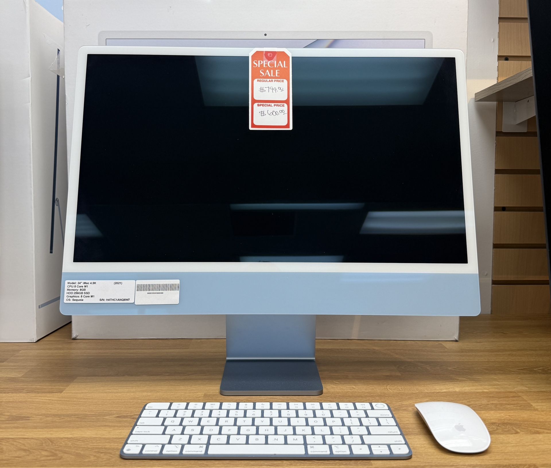 iMac 24" 4.5K M1 8 Core CPU*256GB SSD*8GB RAM