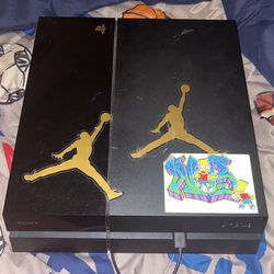 ps4 with controller