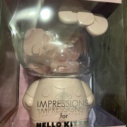 Hello Kitty Make Up Sponge Set And Holder