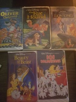 VHS DISNEY MOVIES MAKE OFFER