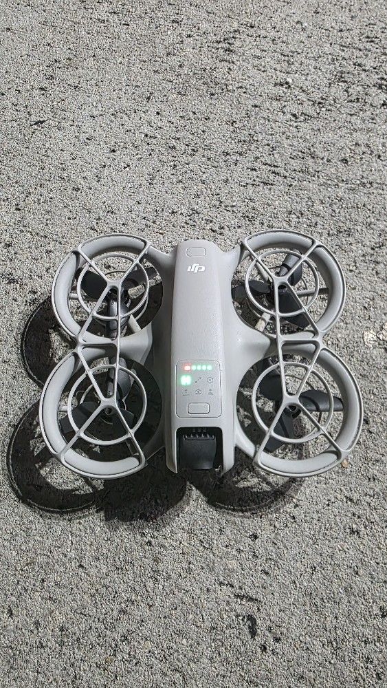 DJI Neo