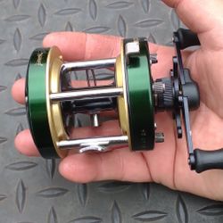 Abu Garcia Ambassador V5000 Green & Gold Baitcaster 