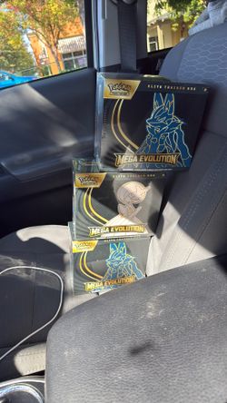 Mega Evolutions Elite Trainer Box