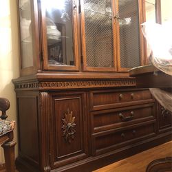 Thomasville MCM 1968 Buffet & Hutch Plus Table & 6 Chairs