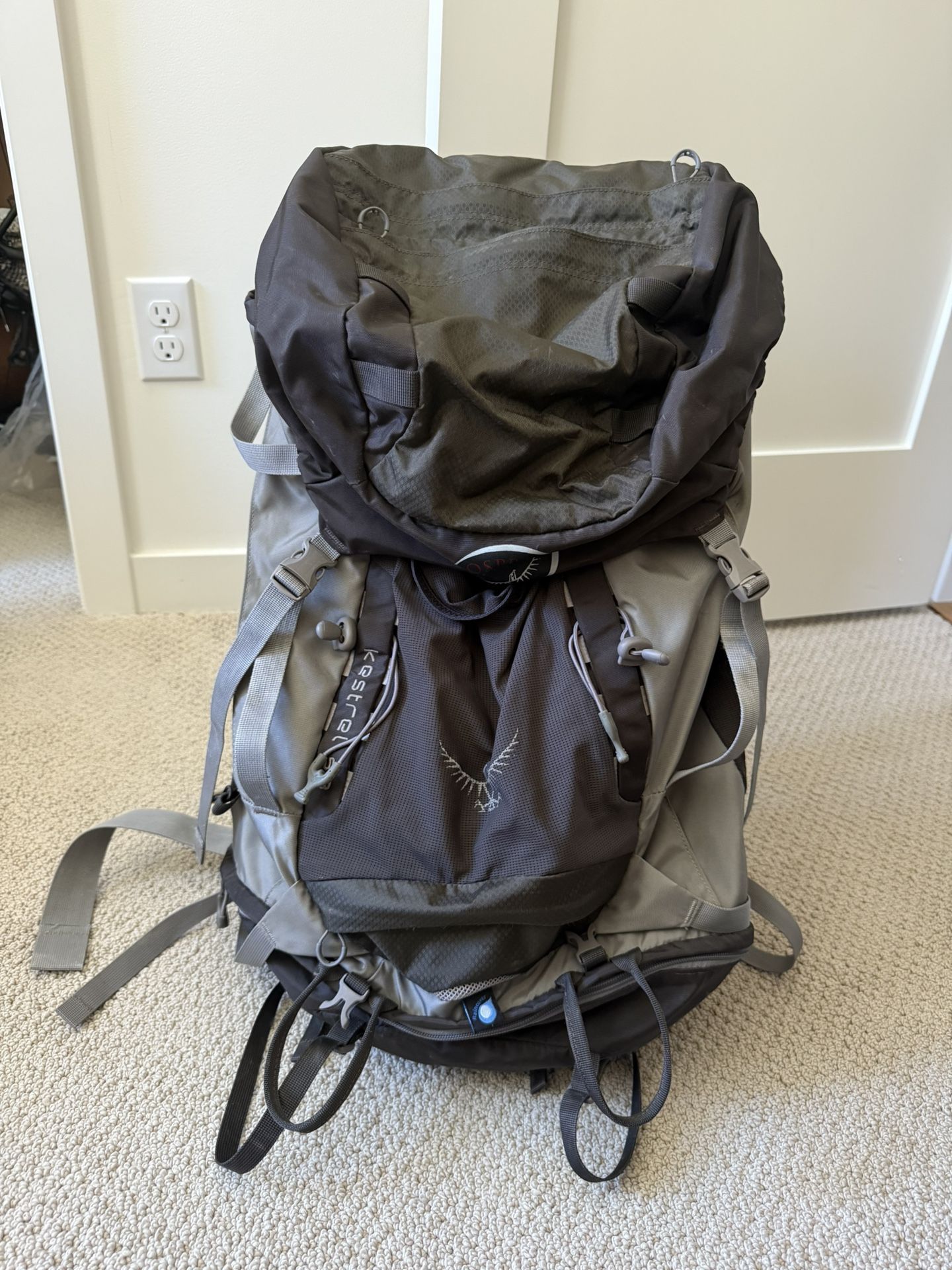 Men’s Osprey Kestrel 58L