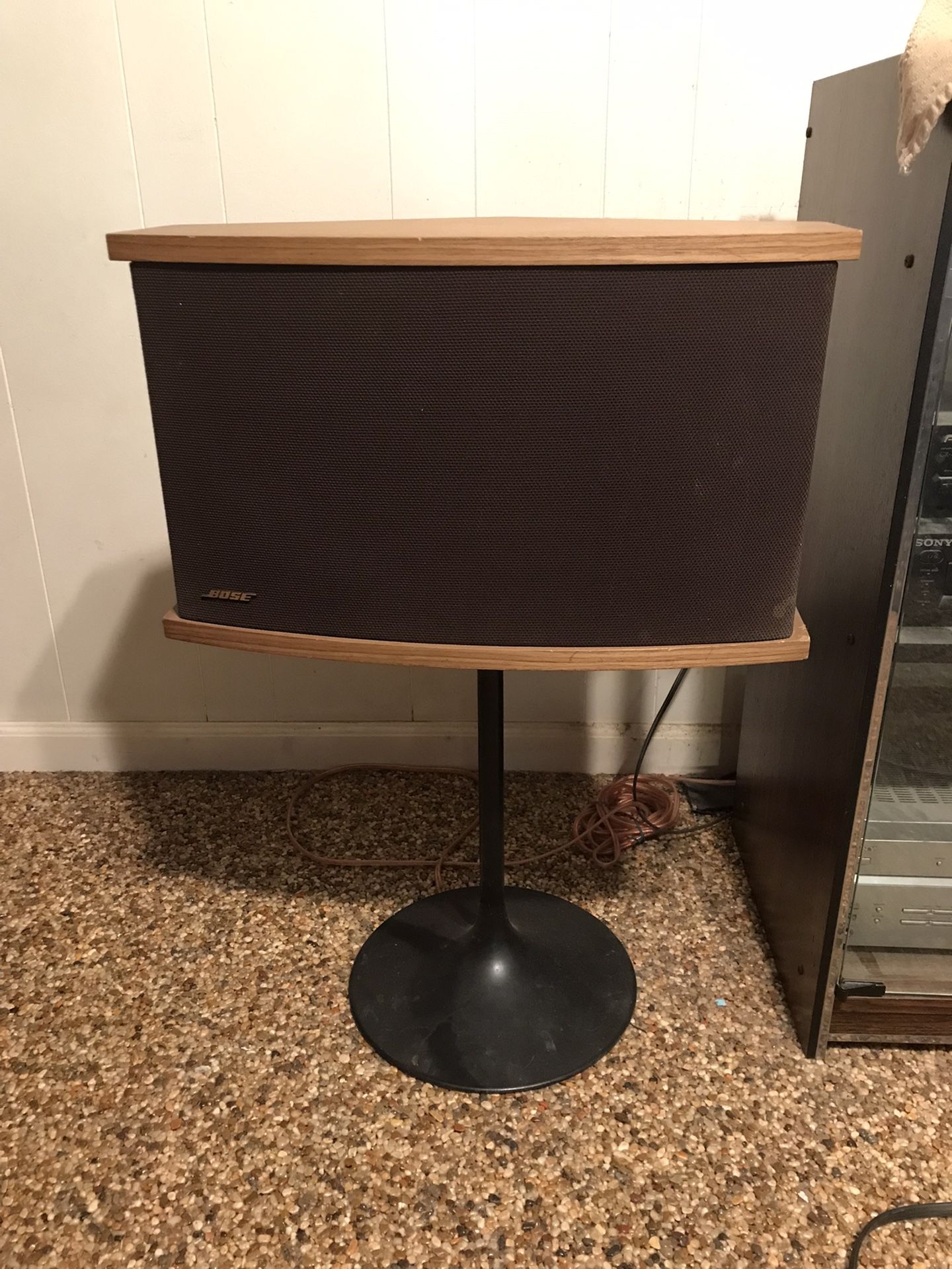 2 Bose 901’s Speakers With Black Tulip Stands