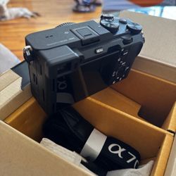 NEW Sony Alpha 7C Full-Frame Mirrorless Camera