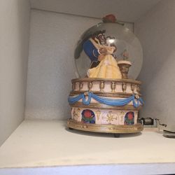 Disney Snow globe Music box 