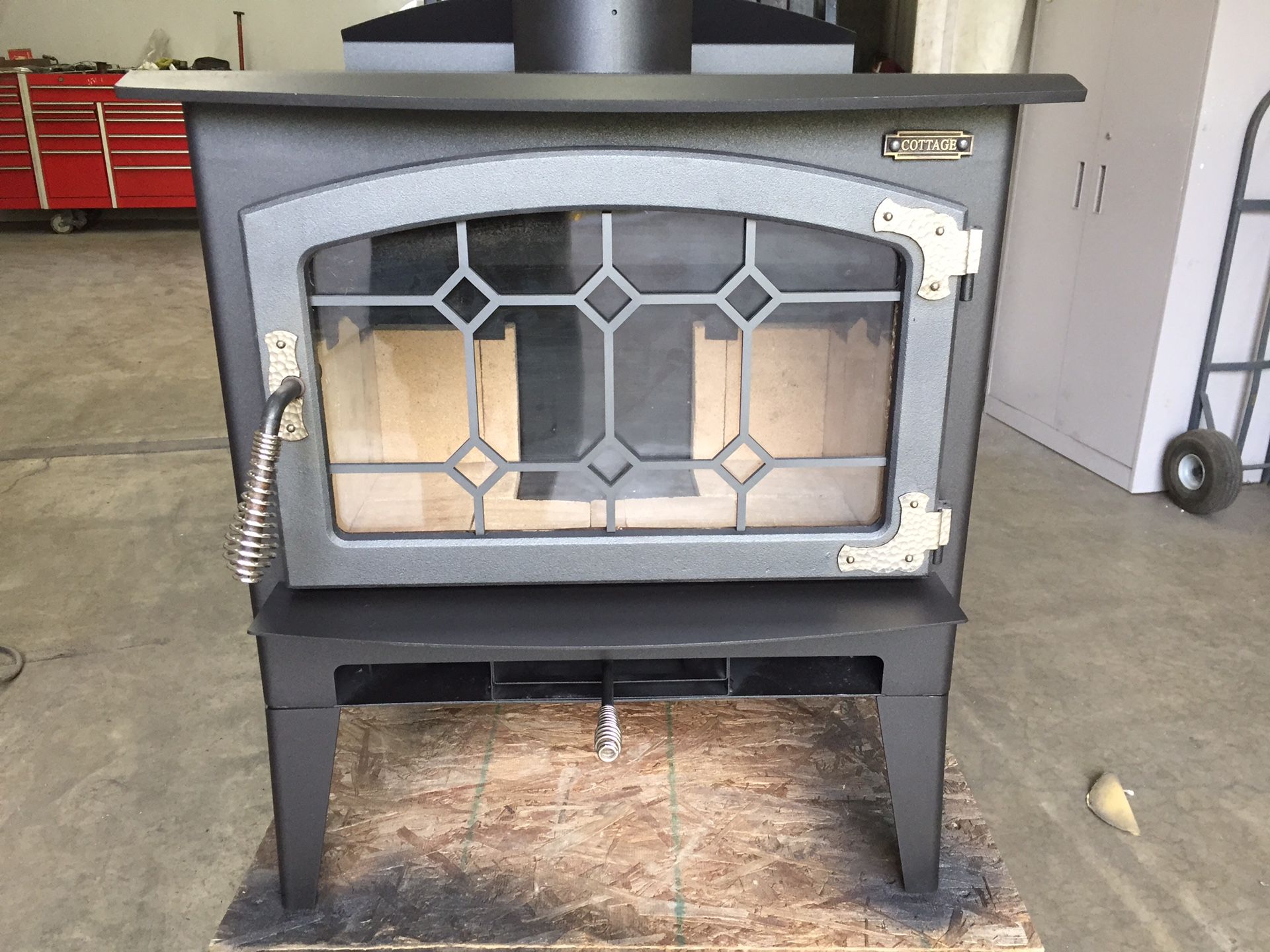 Avalon Cottage wood stove for Sale in Battle Ground, WA - OfferUp