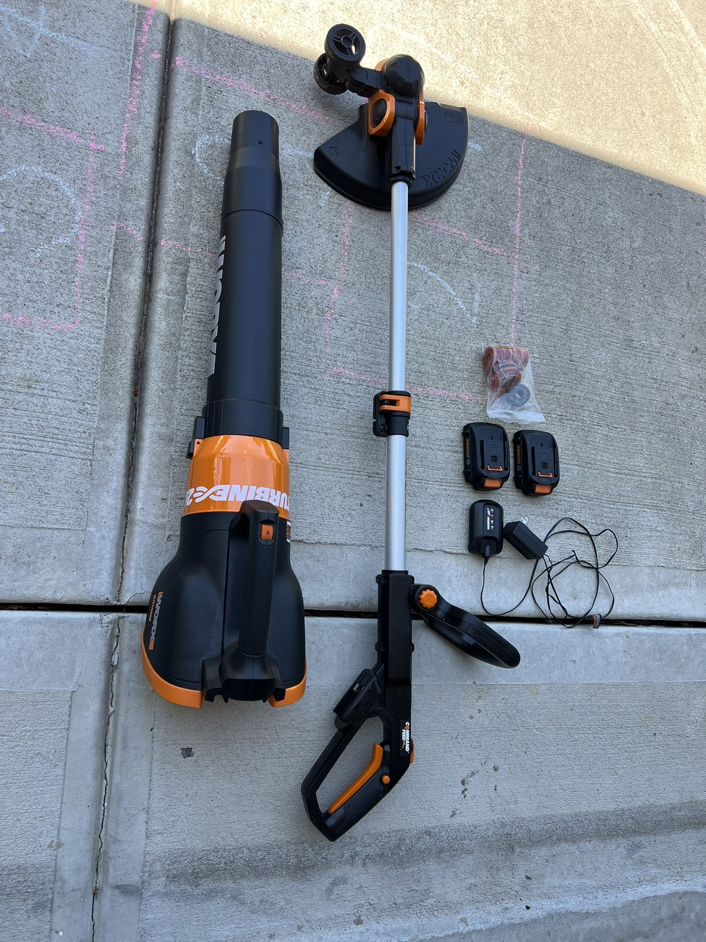 WORX String trimmer/ Edger & Blower Combo kit With Extra Strings