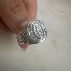 Solid  vintage 925 Sterling Silver Virgin Mary Ring , size 11.5,  marked STERLING,  beautiful!!