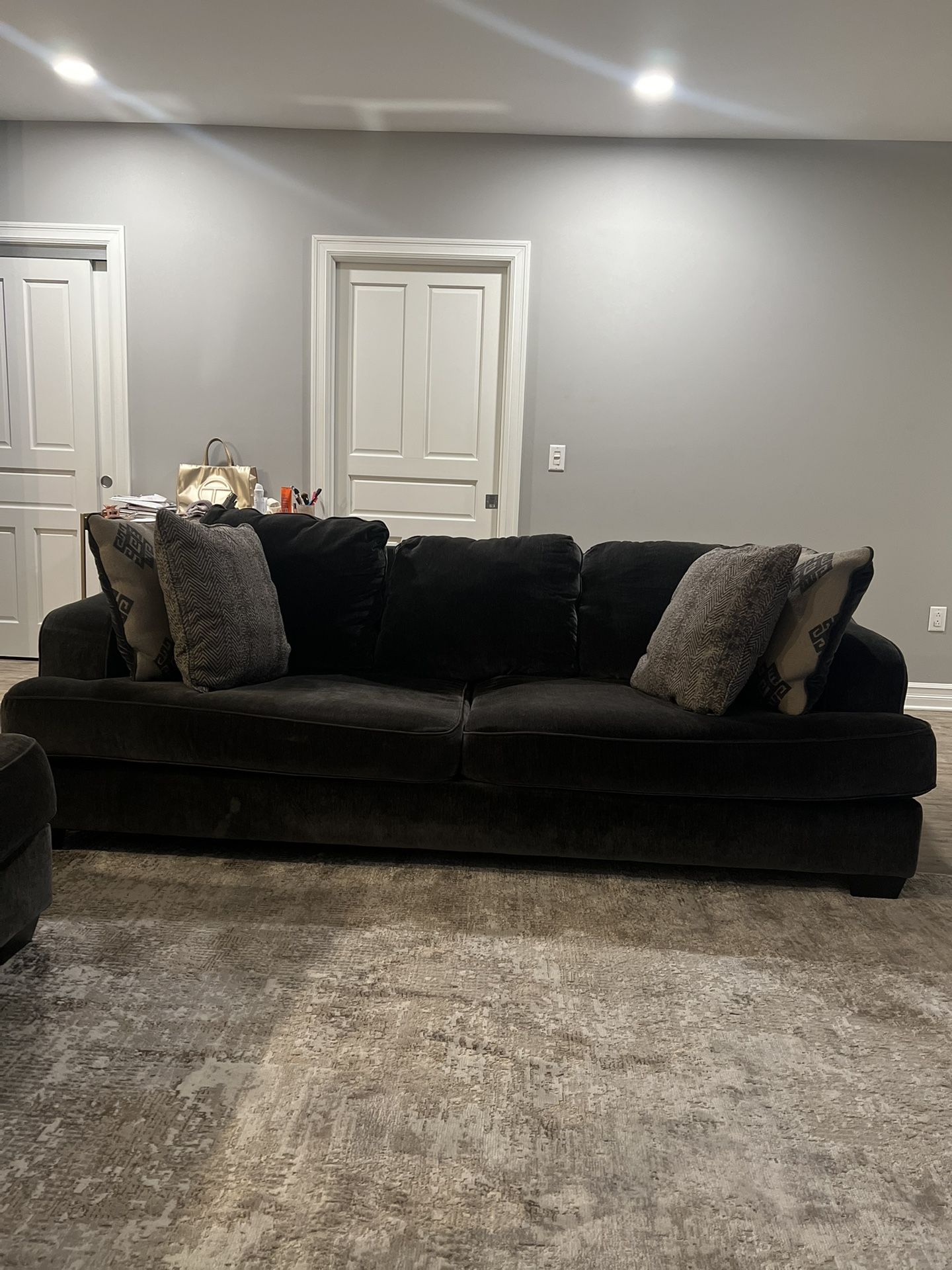 Couch & Love Seat With Ottoman