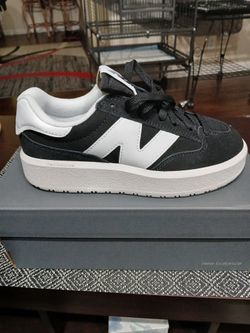 New Balance Men's Shoes Size 5