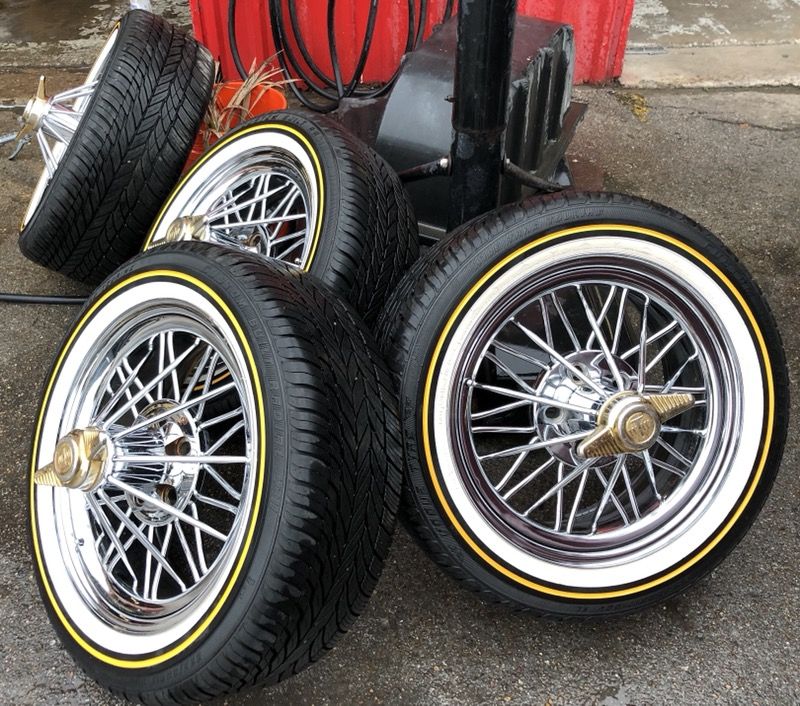 17 inch Super Poke Swangas & Vogue tires like new