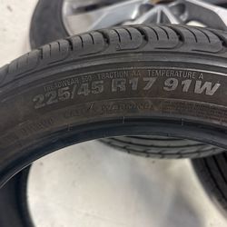 225/45/17kumho