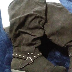 Black Boots