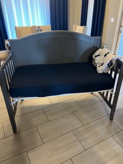 Baby crib