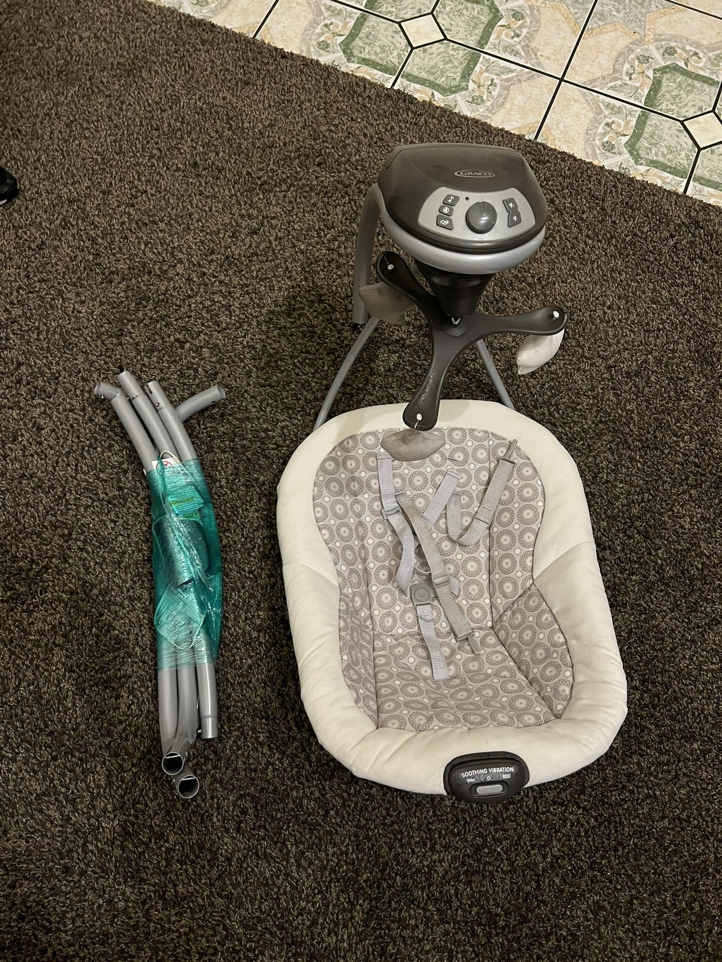 Graco Simple Sway Swing Baby Swing