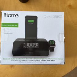 iPhone X,8,8+ Docking Clock Radio And Triple Charging Incl Watch