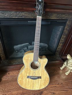 Givson guitar