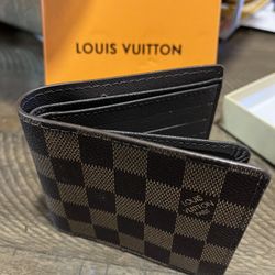 Men’s Louis Vuitton Wallet $80