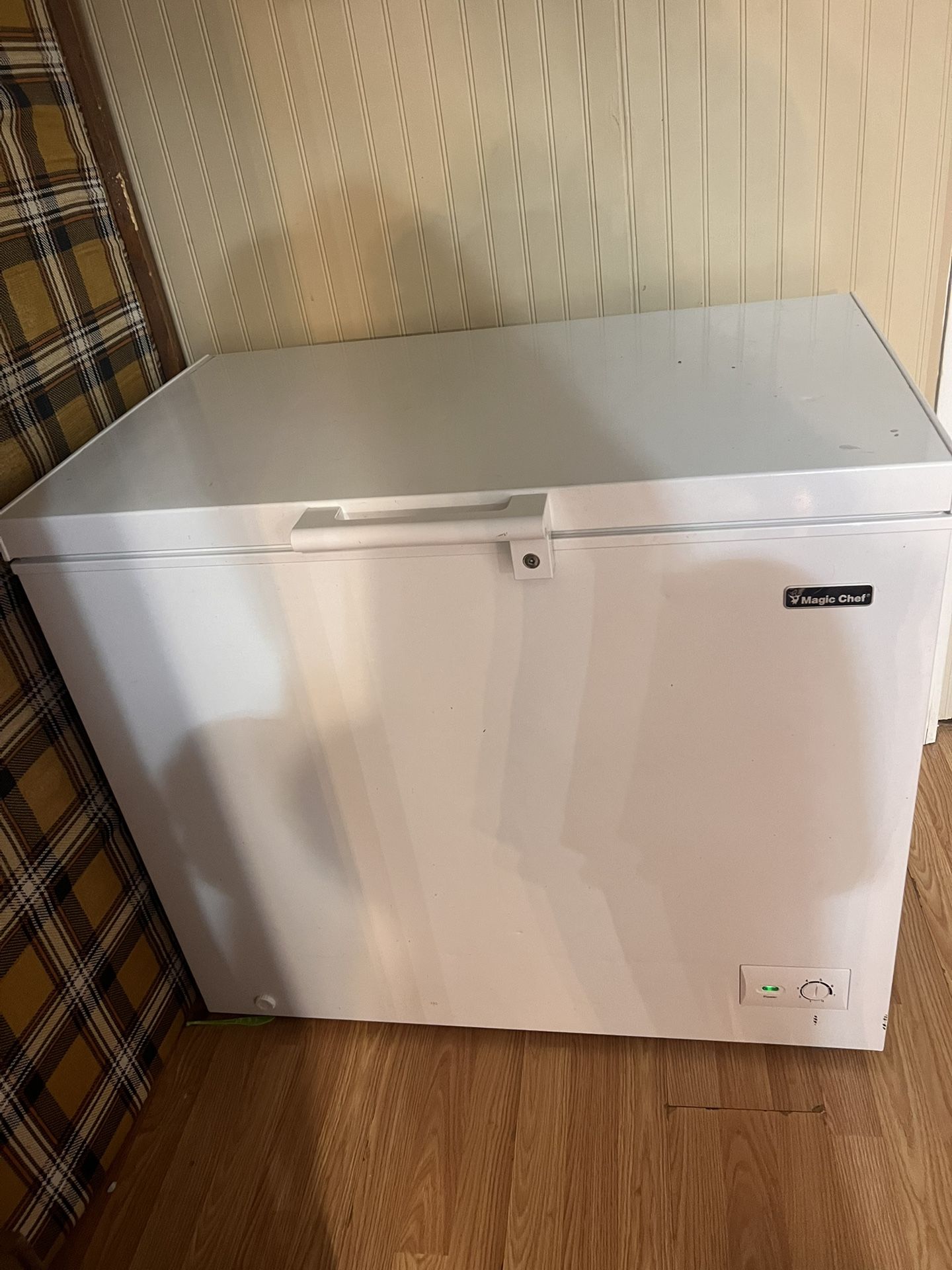 Deep freezer