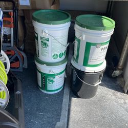 Nice And Clean Big Size Container