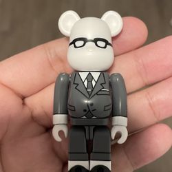 Thom Browne Bearbrick