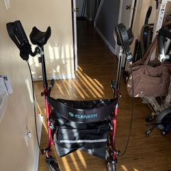 Foldable Walker With Wheels