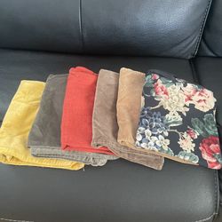 IKEA  6 Pillows Covers $15