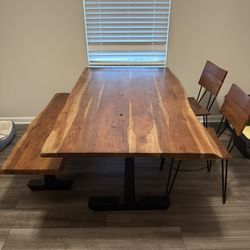 Dinning Table 