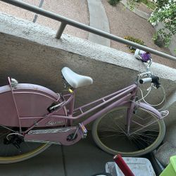 Pink Huffy "Supreme" Vintage-Style Cruiser Bike (7-Speed) 90$