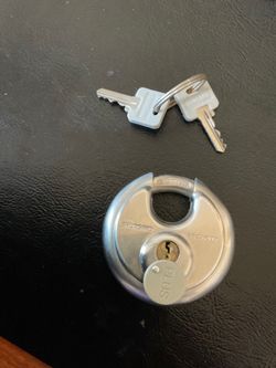 SHURGARD. SECURITY  LOCKS (3) -SILVER