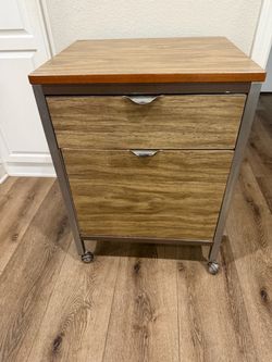 Vintage, “medical” cabinet that can be used in multiple ways. Pick up in Sylmar