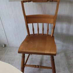 Wooden kitchen chairs