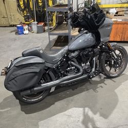 2022 Harley Davidson FXLRST