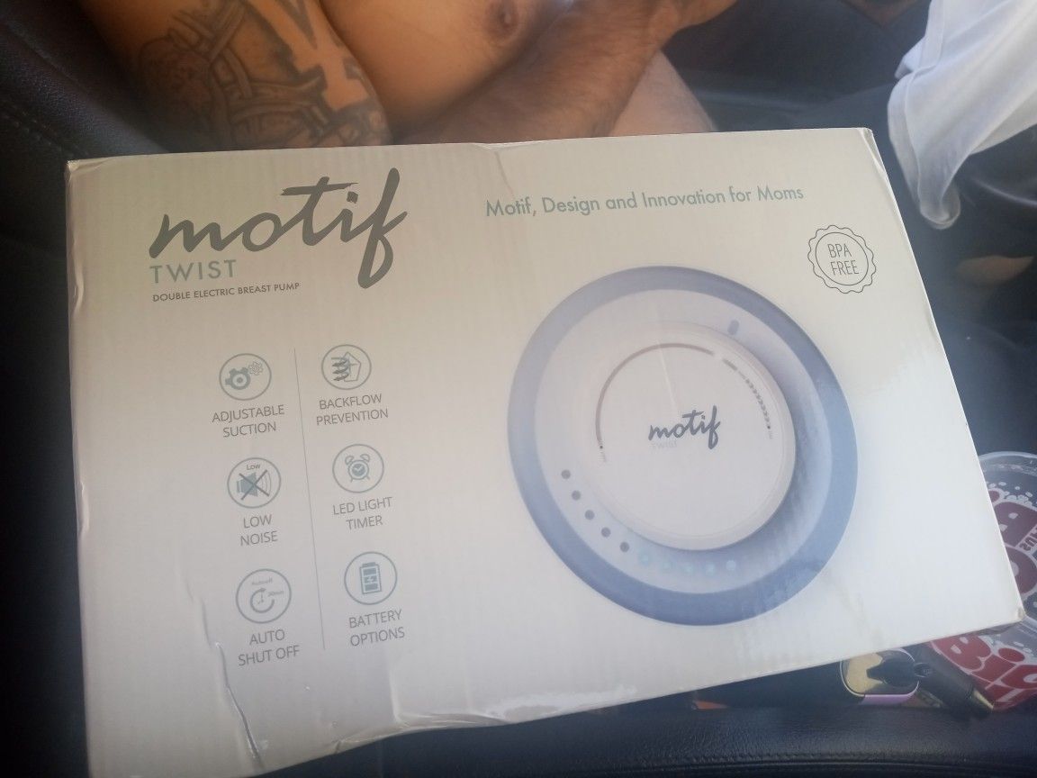 Motif Breast Pump