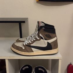 Jordan 1 travis scott’s
