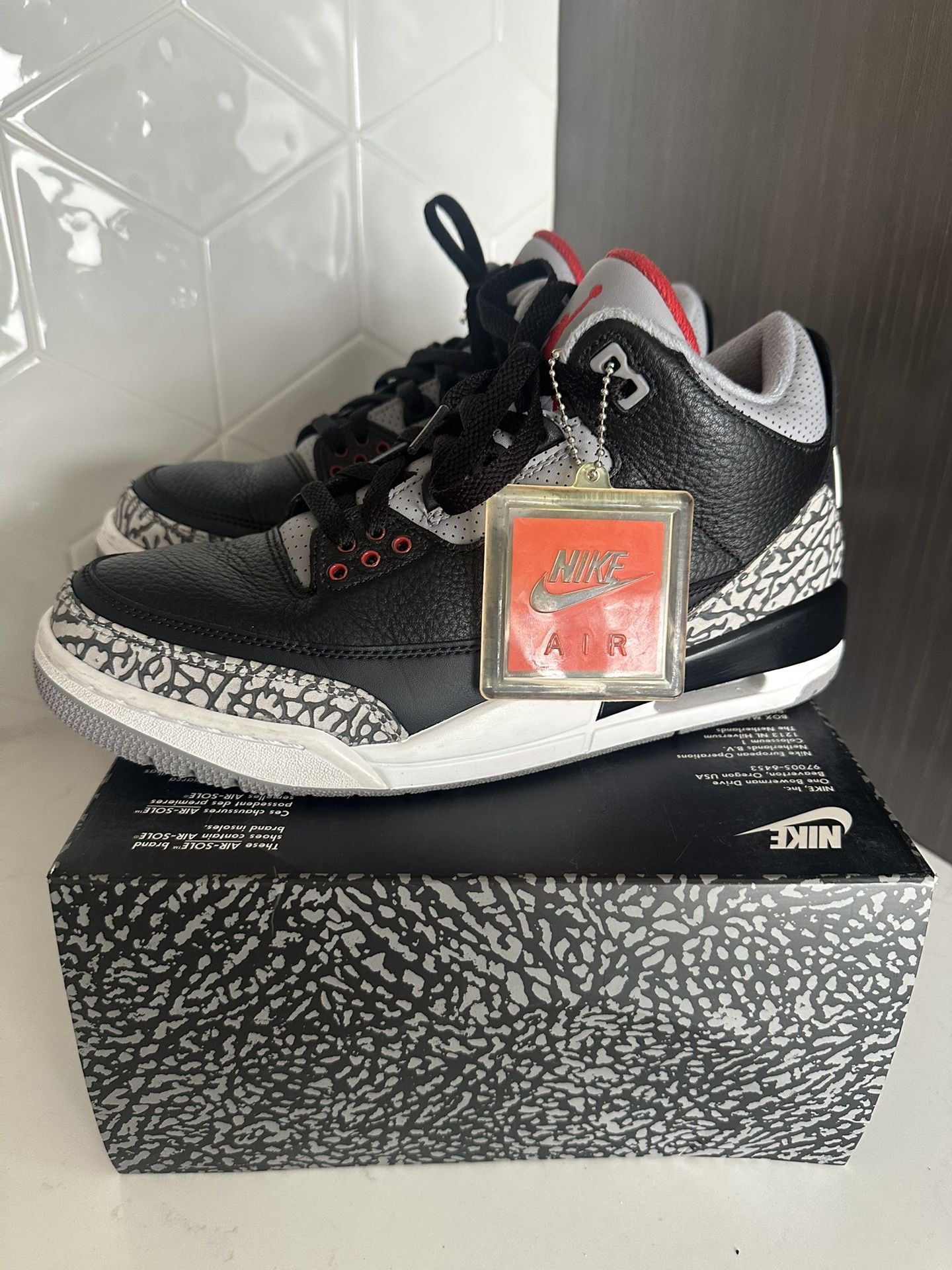 Air Jordan 3 Retro High OG - Black Cement - 2018