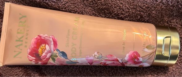 Nakery Beauty SkinFirm Body Cream Love In Bloom