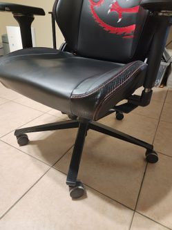 Secretlab Titan Evo XL Gaming Chair - House Targaryen Edition (Game of Thrones)