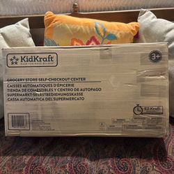 KidKraft Grocery Store Self-Checkout Center Toy Set