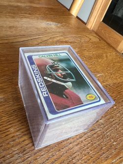 Vintage Football Card Cube: 134 Count