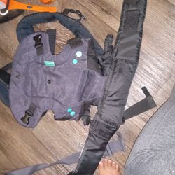 Infantino Carrier